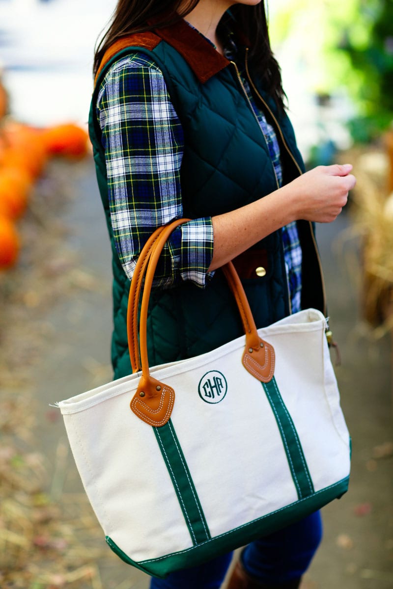 Connecticut fashion blogger Carly Heitlinger carries a medium LL Bean Boat and Tote