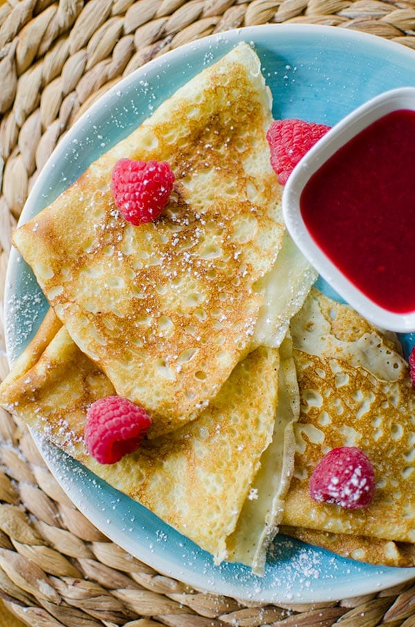 crepes-with-raspberry-sauce