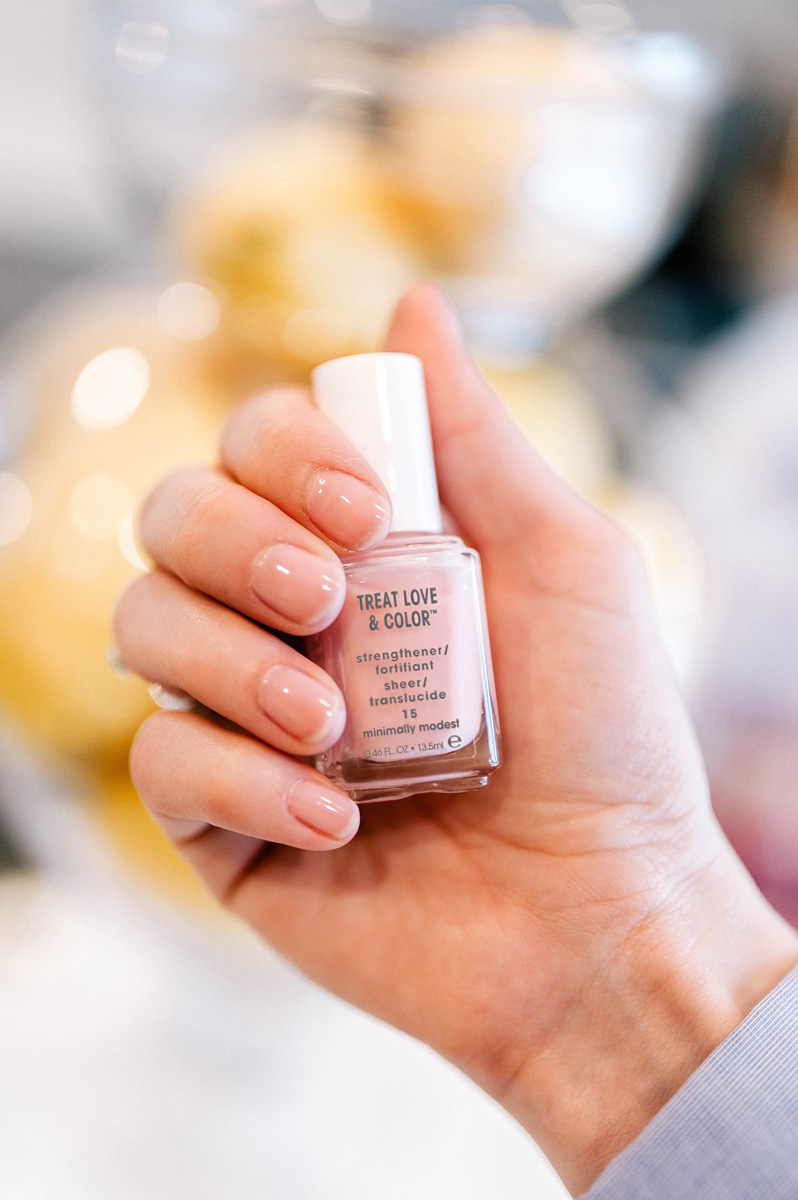 Essie Treat Love and Color Sheer Pink